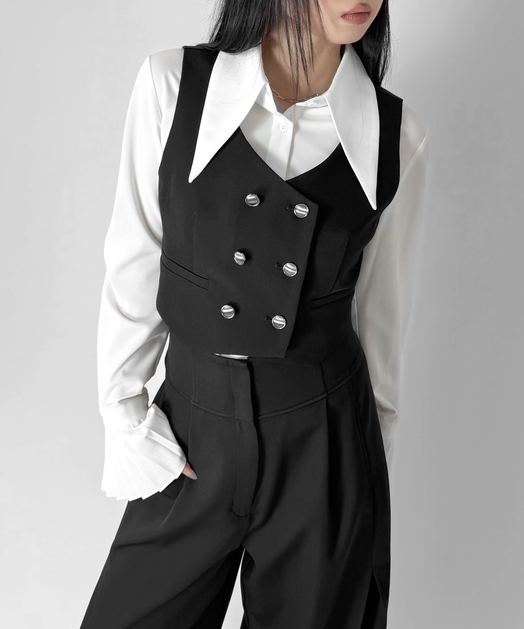 Double button cropped vest