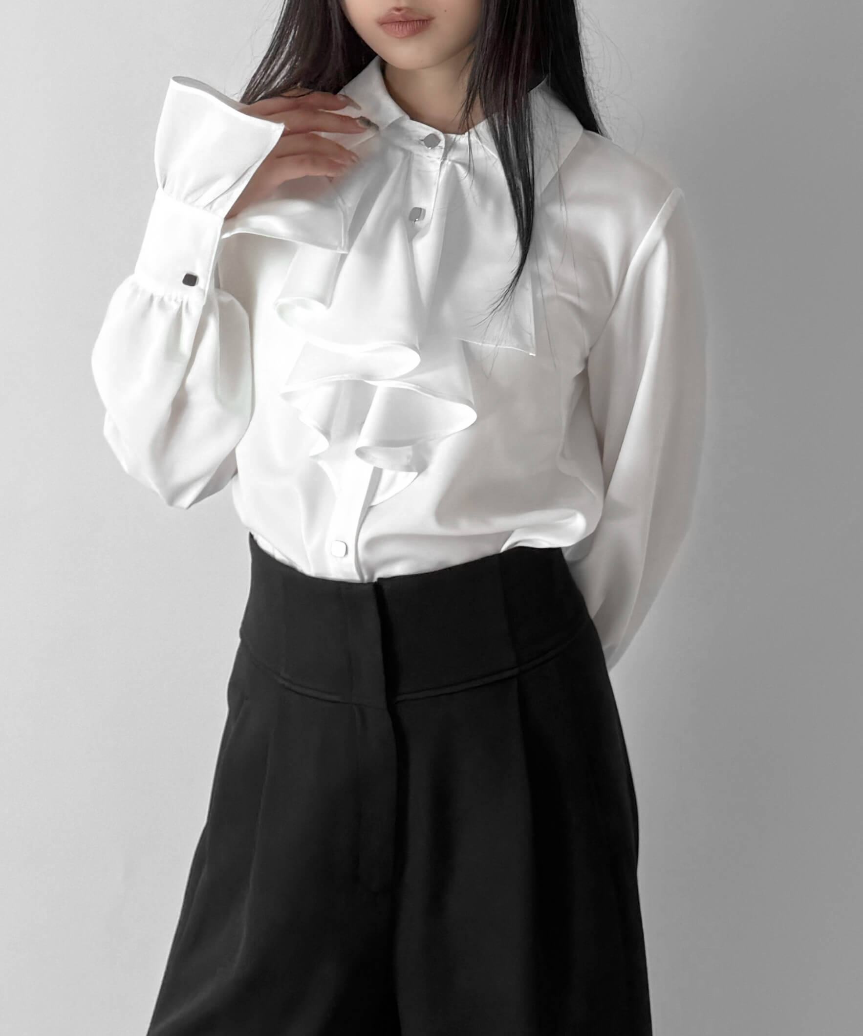 Frill design classical blouse